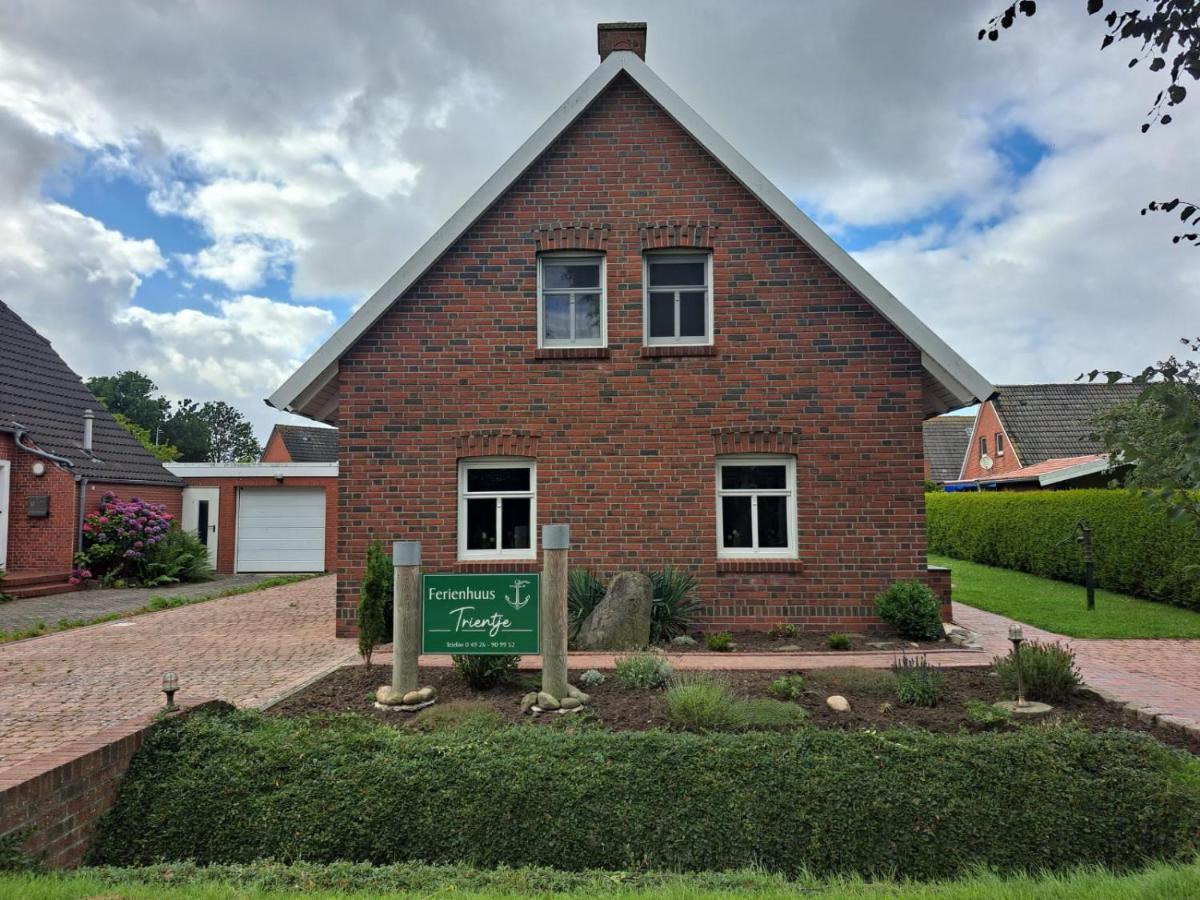 Tolles Ferienhaus In Pilsum - Ferienhaus Trientje - Mit Garten Und Ueberdachter Terrasse Exterior photo